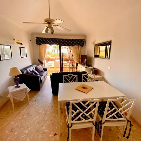 Διαμέρισμα House *